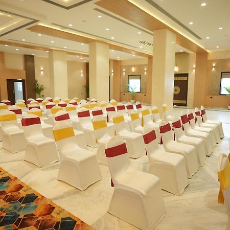 Palak Palace Hotels And Resort Bhopal Exterior photo