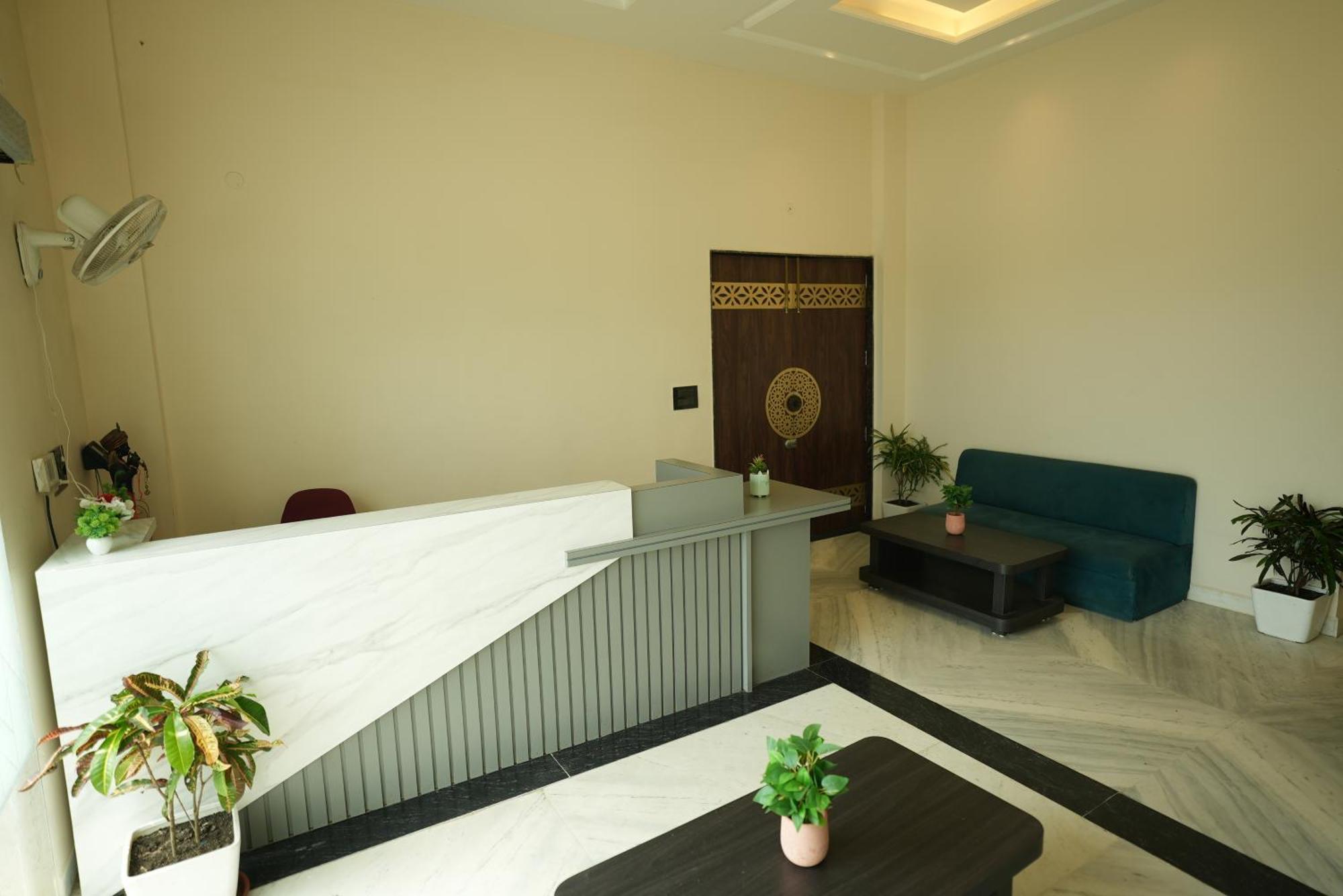 Palak Palace Hotels And Resort Bhopal Exterior photo